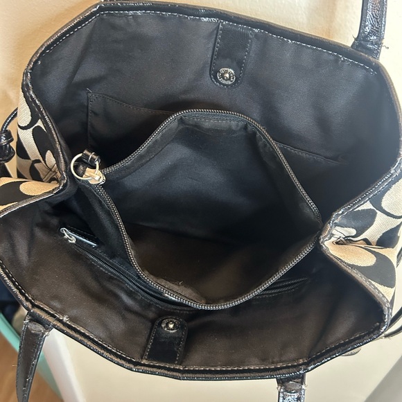 Coach Black and Tan Shoulder Bag - Picture 5 of 6